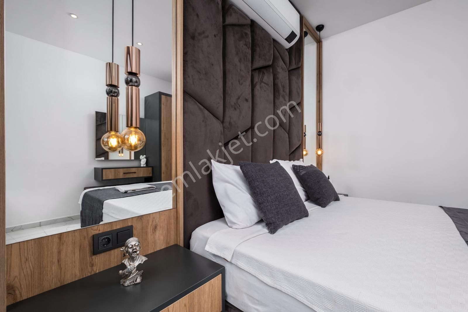 Stoptan Karagedik Müstakil Bahçeli Havuzlu 2+1 - Görsel 26