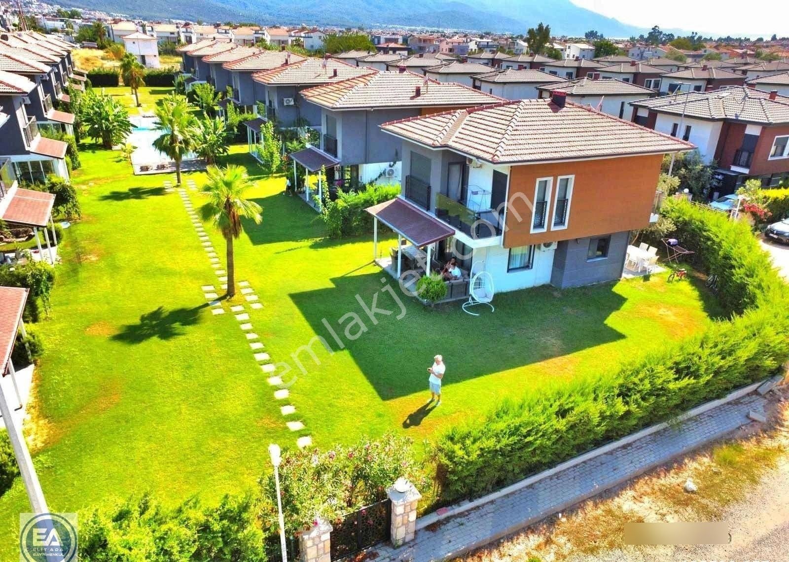 Kuşadası Davutlarda Satılık Köşe Konum 3+1 Müstakil Yazlık - Görsel 18