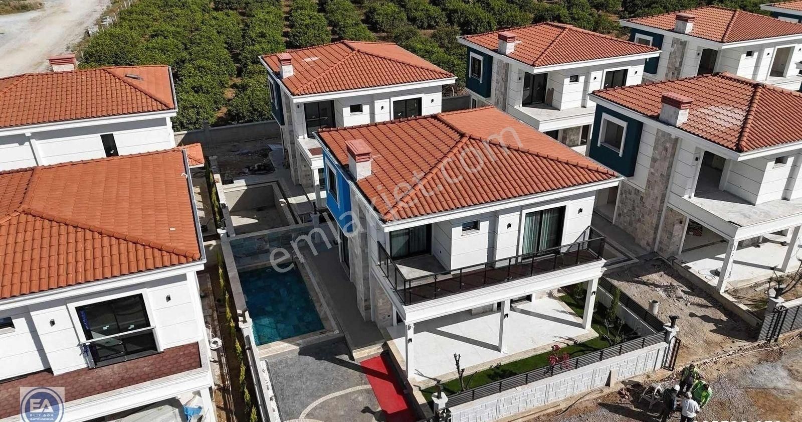 Davutlar Da Müstakil Özel Havuzlu 3+1 Sıfır Lüks Villa