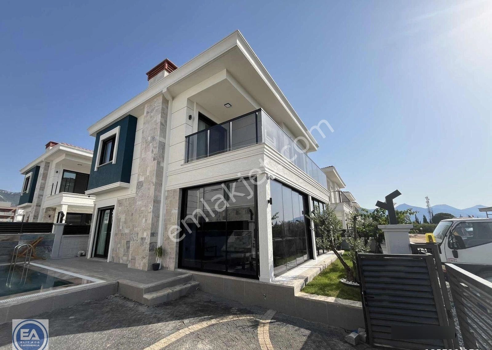 Davutlar Da Müstakil Özel Havuzlu 3+1 Sıfır Lüks Villa - Görsel 18