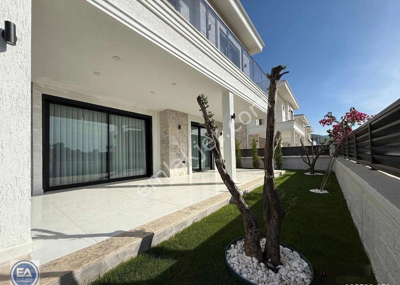 Davutlar Da Müstakil Özel Havuzlu 3+1 Sıfır Lüks Villa - Görsel 26