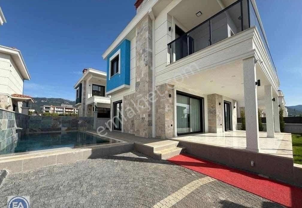 Davutlar Da Müstakil Özel Havuzlu 3+1 Sıfır Lüks Villa - Görsel 20