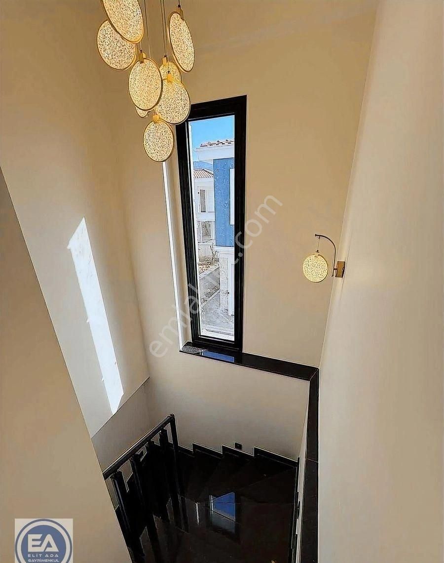 Davutlar Da Müstakil Özel Havuzlu 3+1 Sıfır Lüks Villa - Görsel 8