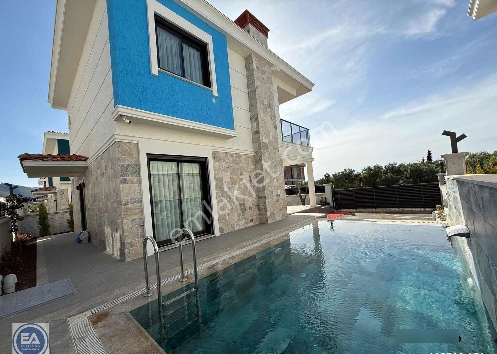 Davutlar Da Müstakil Özel Havuzlu 3+1 Sıfır Lüks Villa - Görsel 22