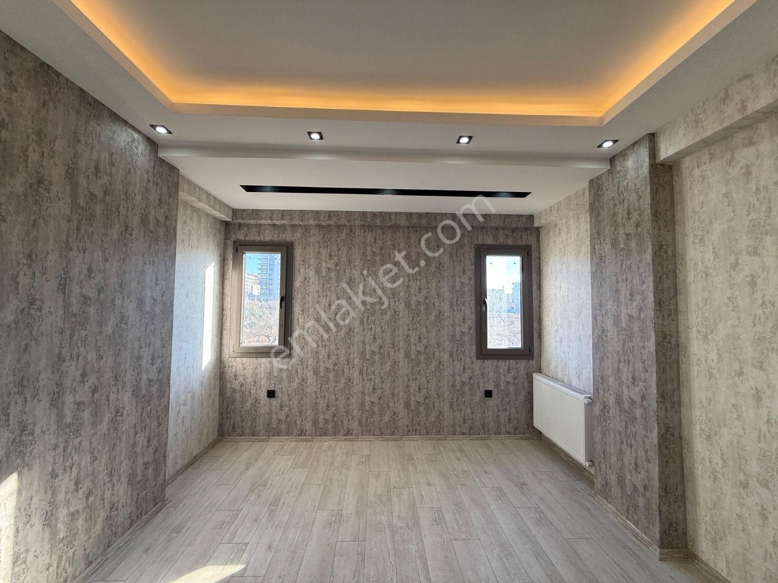 Ulaş Emlaktan Batıkent Mem Koleji Yanı Sıfır 2+1 Daire - Görsel 13