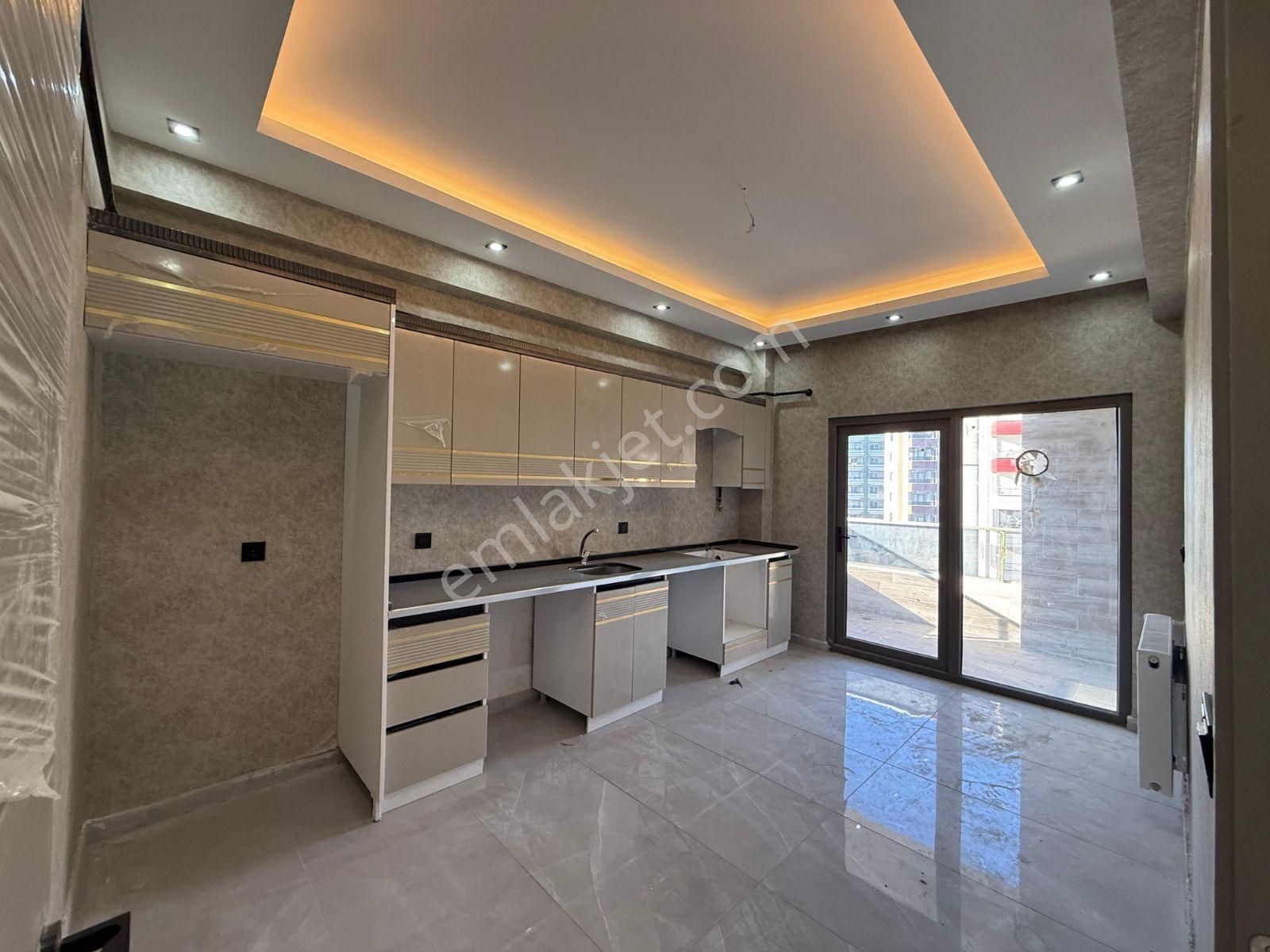 Ulaş Emlaktan Batıkent Mem Koleji Yanı Sıfır 2+1 Daire