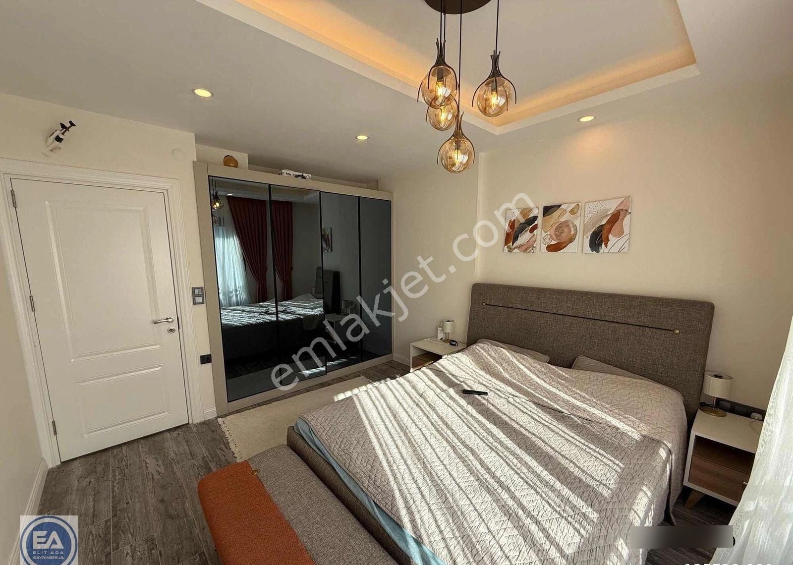 Davutlar Da Havuzlu Site İçerisinde Full Eşyalı Villa - Görsel 2