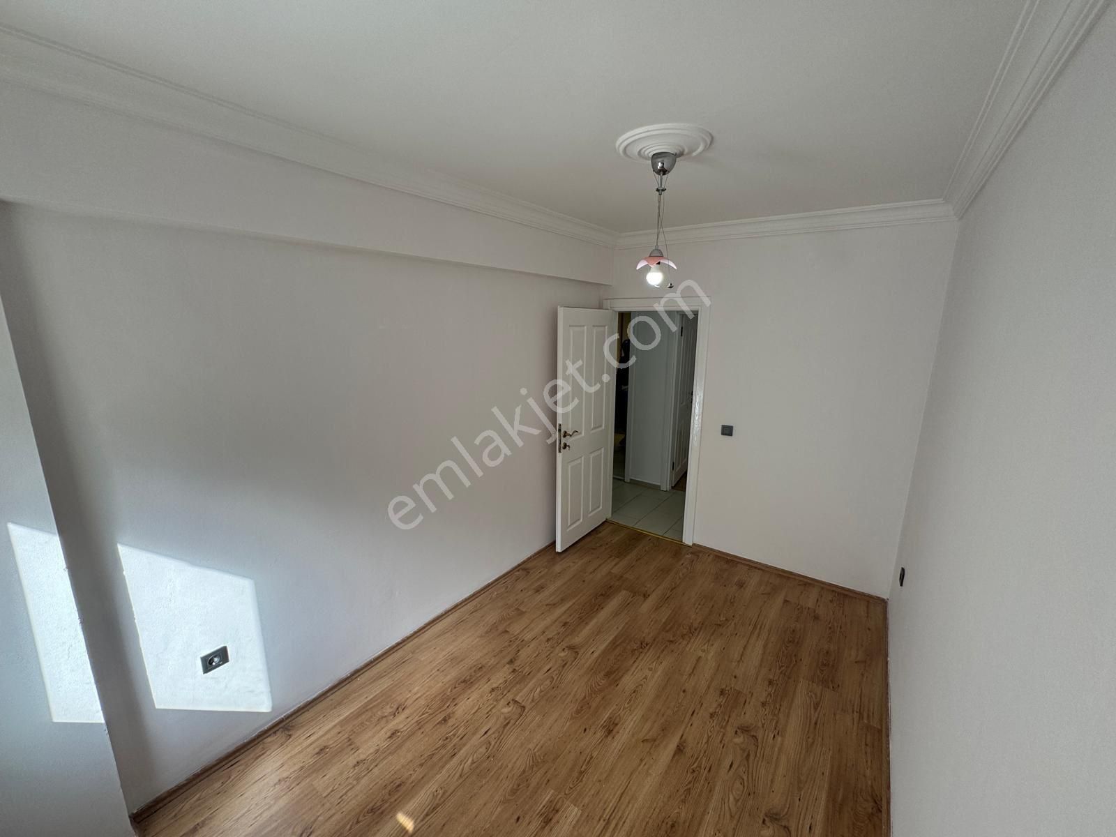 Merkezi Lokasyonda Geniş 3+1 Satılık Daire - Görsel 10