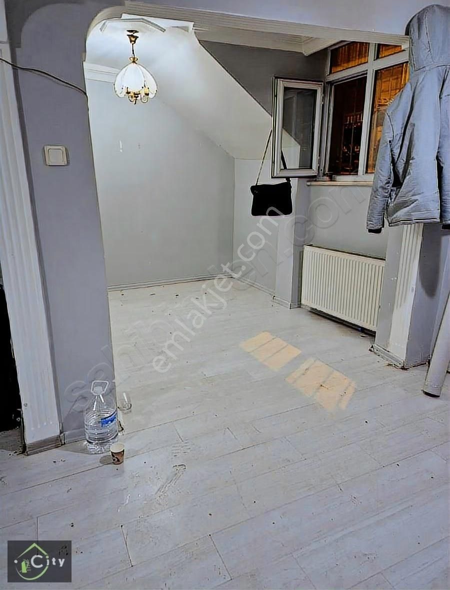 Çukürboustan Park Arkasi Satılık Daire 1.5+1 Kir 19000 Getiriyo - Görsel 8