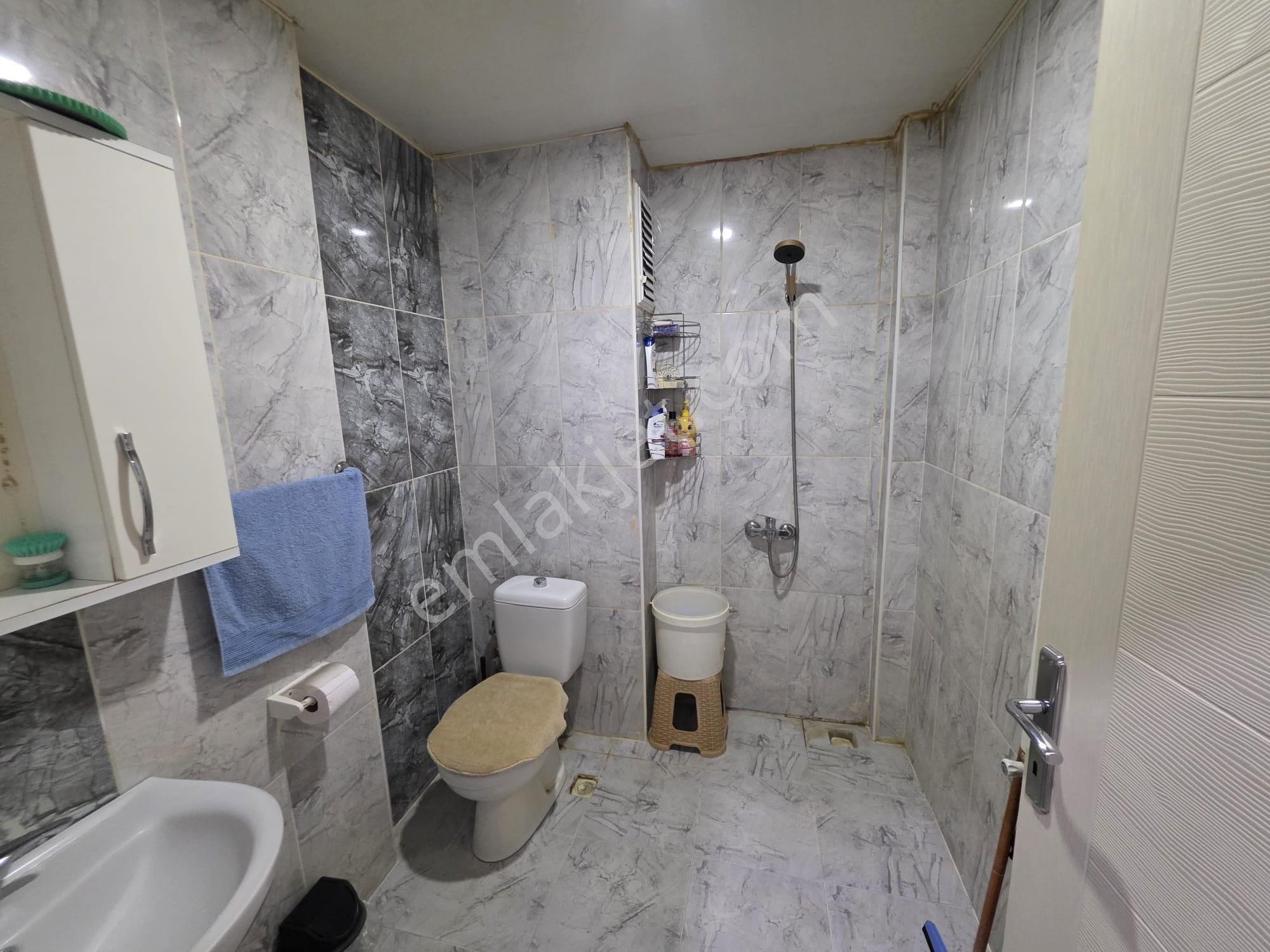 Cm Emlaktan Selçuk Mah. F.s.m Camisine Yakın Zemin Üstü 1. Kat Satılık Daire - Görsel 16