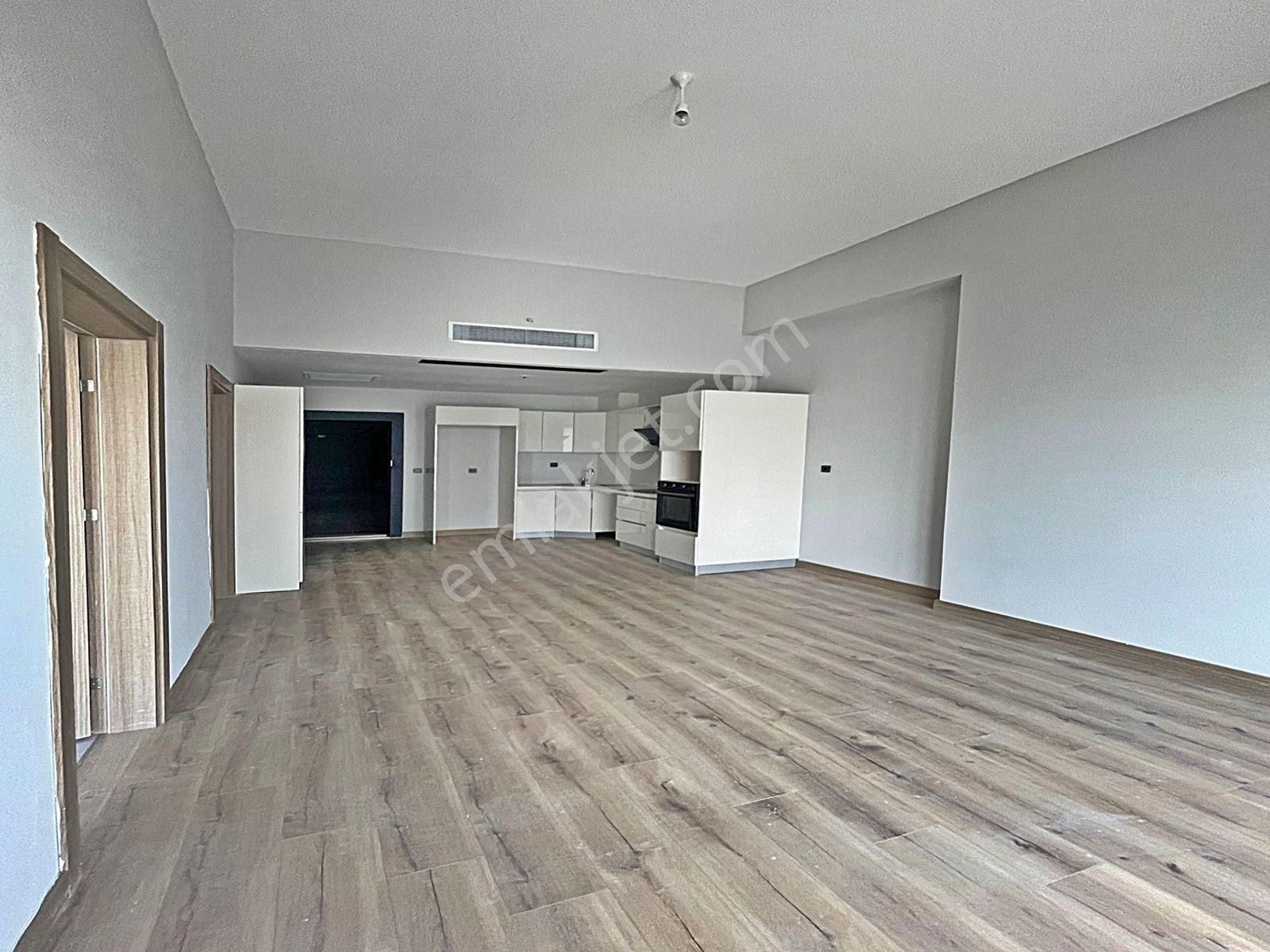 Cadde34 Yapı'dan Havuzlu, Kapalı Otoparklı Site İçerisinde Geniş Metrekarede Satılık Daire!!! - Görsel 8