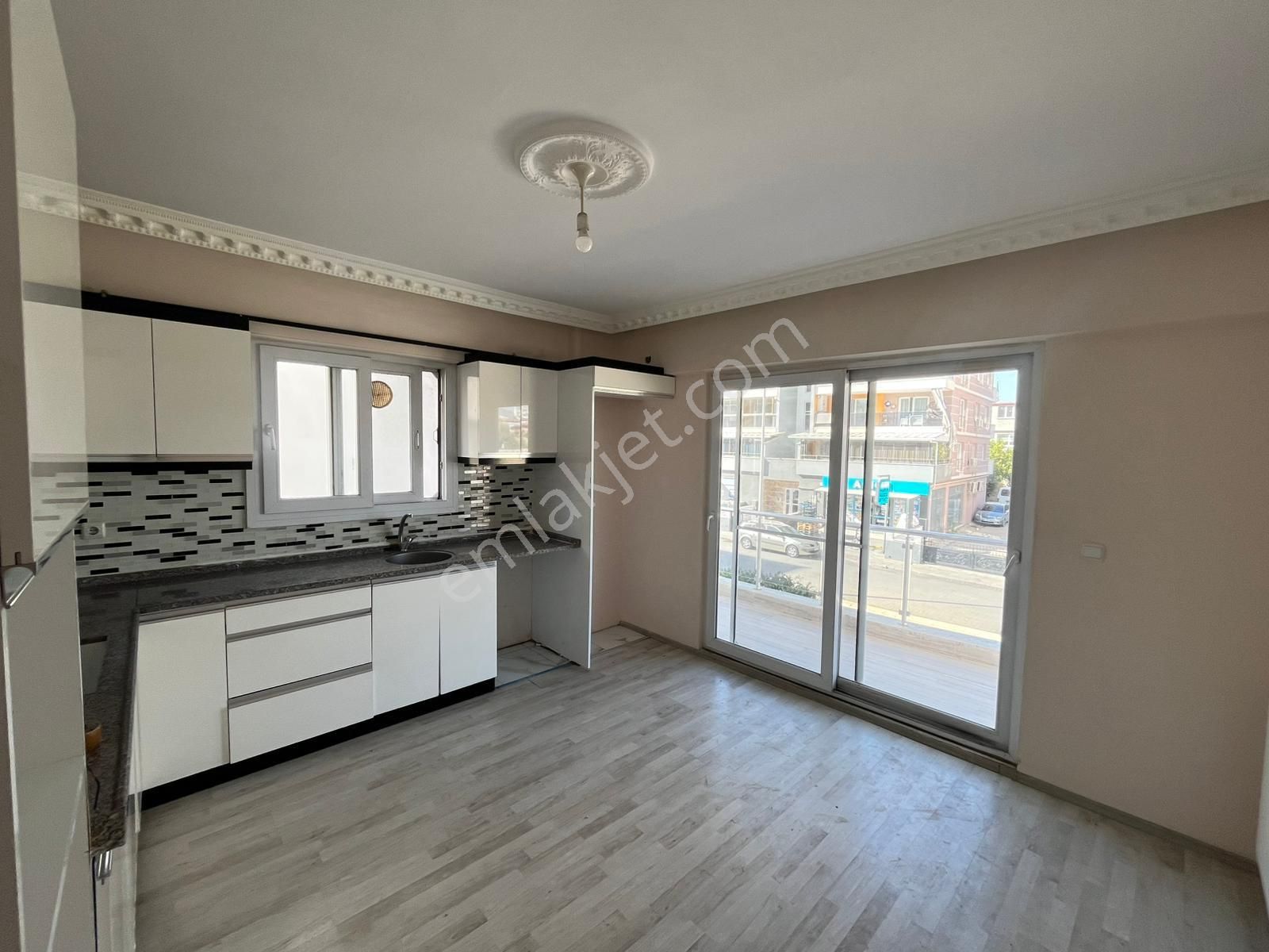 Yeşil Mahalle De Kiralık 3+1 Doğalgazlı Daire ! ! ! - Görsel 16