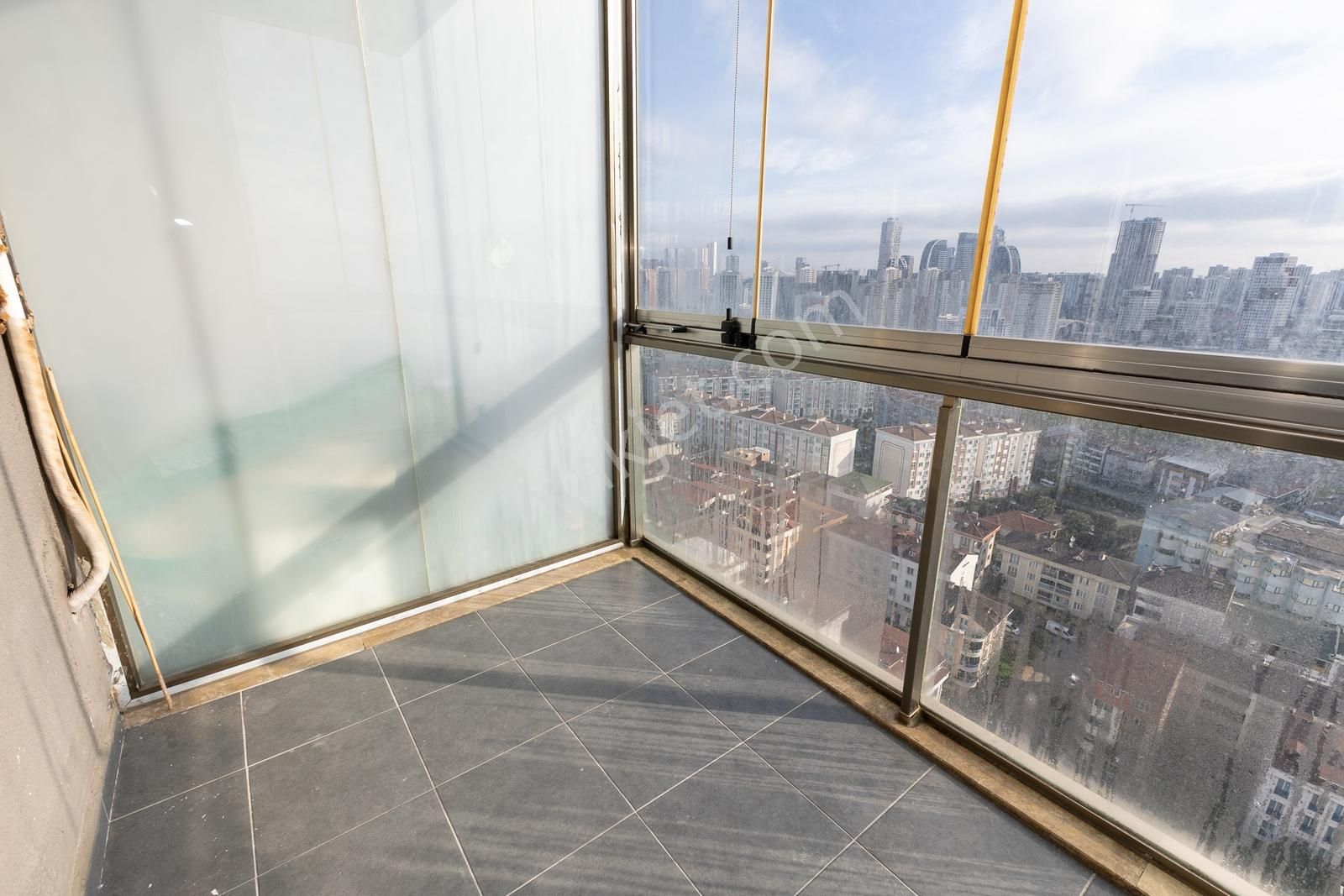 Gülpark Yaşam'da Satılık Muhteşem Manzaralı 2+1 Daire - Görsel 30