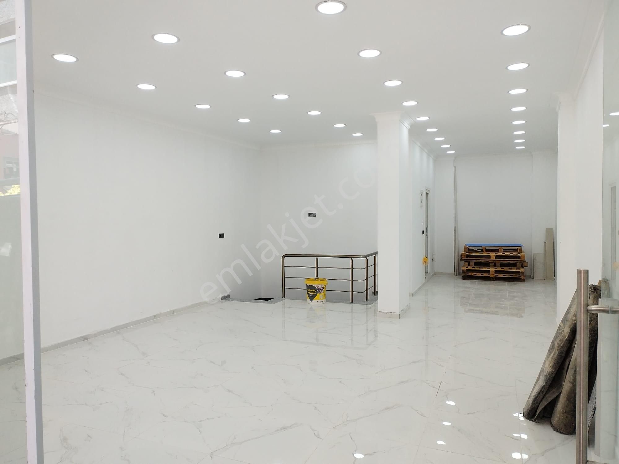 Molla Team'den Zeytinburnu Seyitnizamda Satılık Dükkan 130 M² - Görsel 17