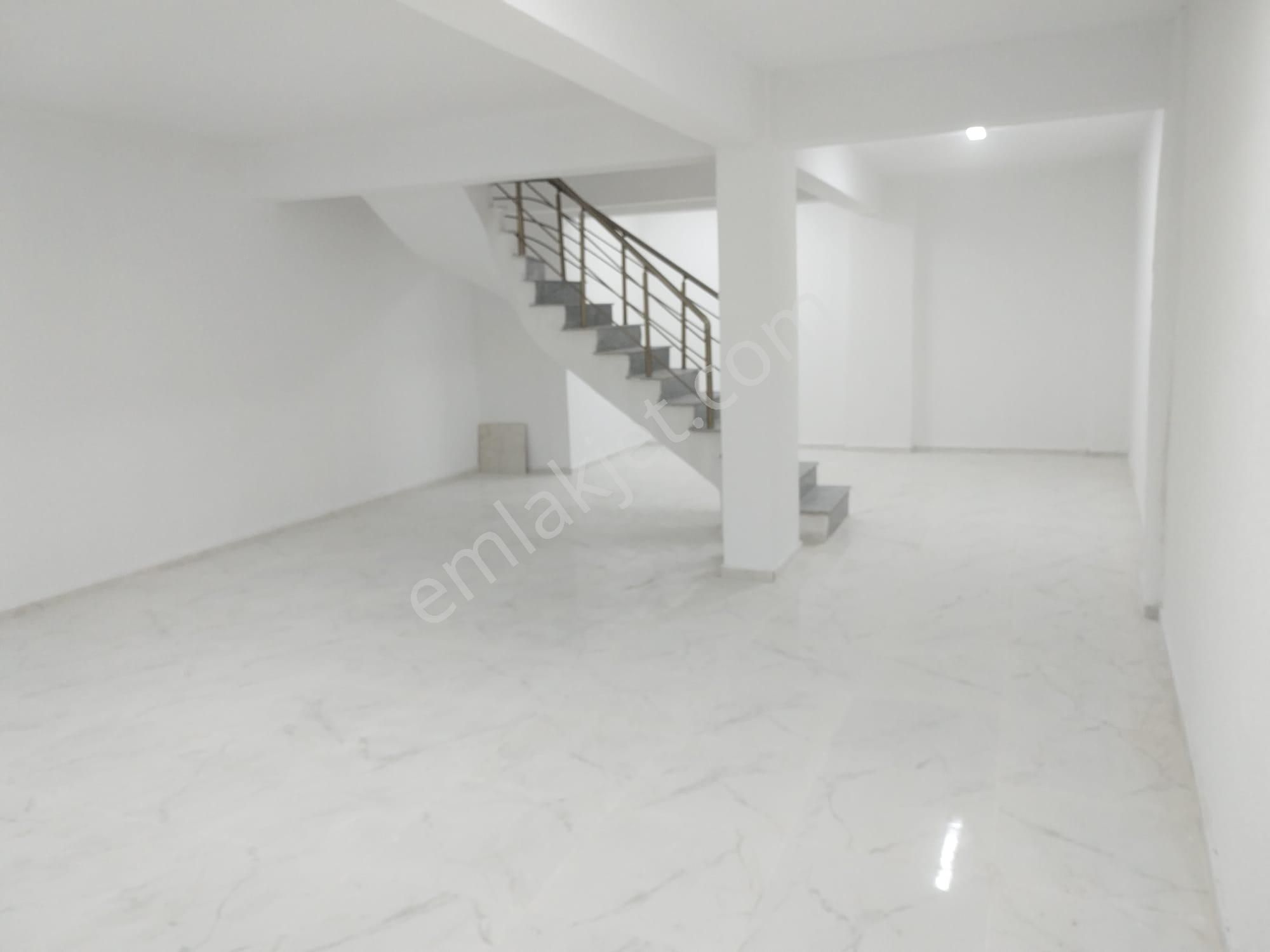 Molla Team'den Zeytinburnu Seyitnizamda Satılık Dükkan 130 M² - Görsel 28