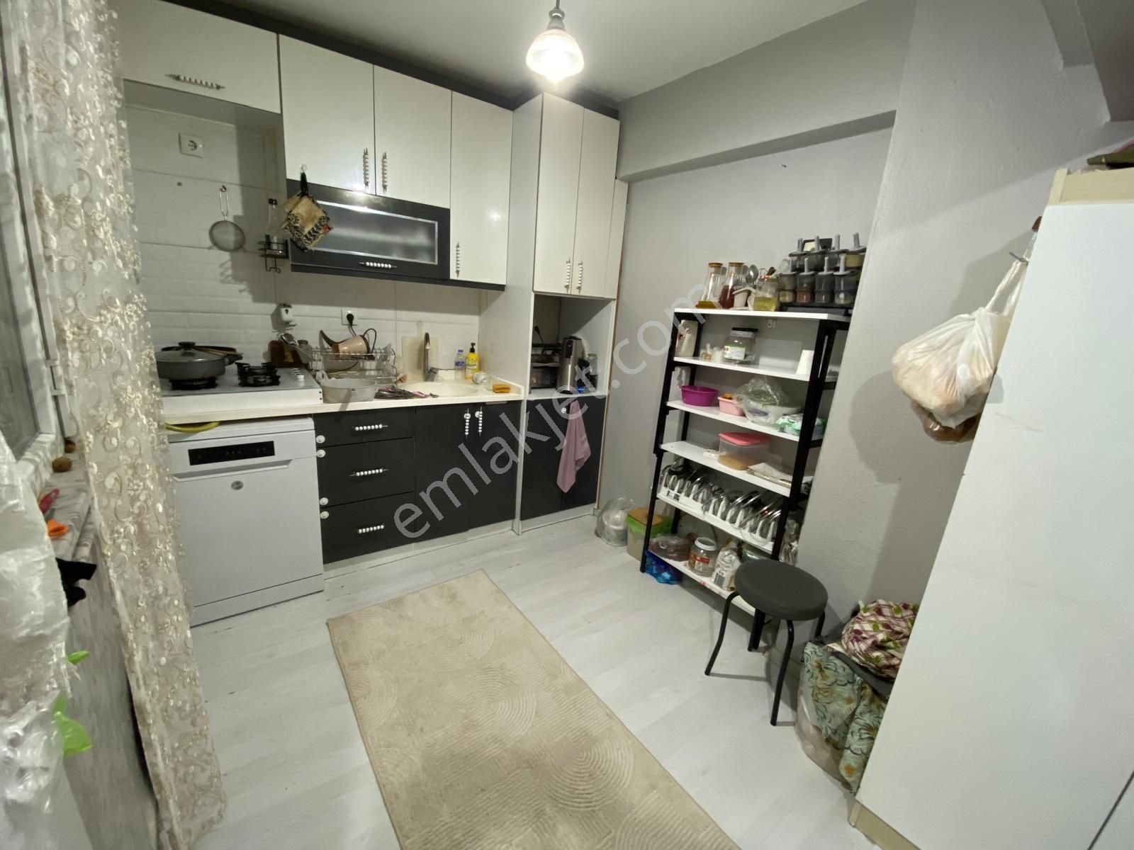 Osmangazi Muradiye’de Merkezi Konumda Bahçe Katı Daire - Görsel 9