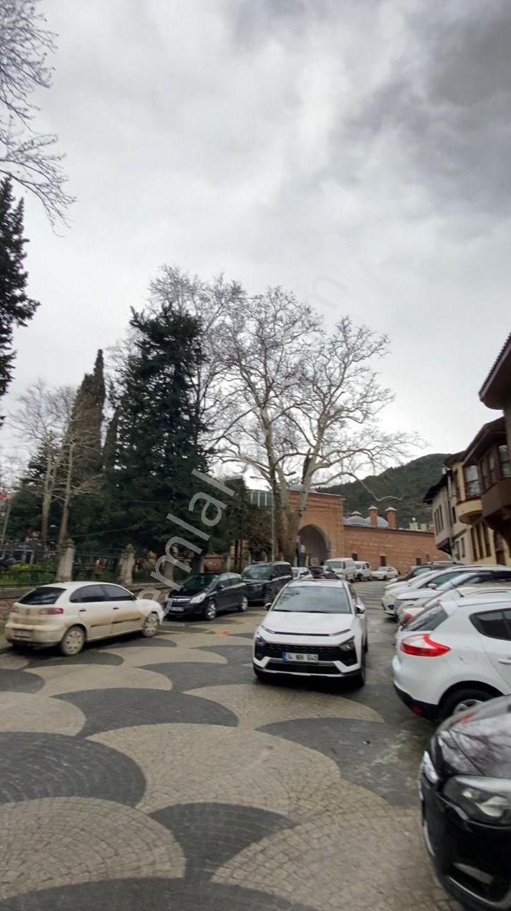 Osmangazi Muradiye’de Merkezi Konumda Bahçe Katı Daire - Görsel 13