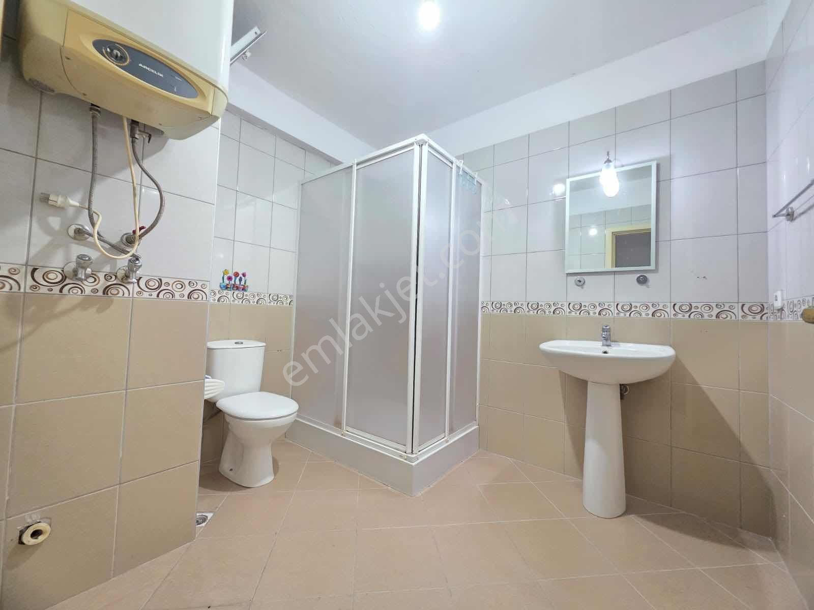 Marvera 'dan Tepe Mah. 2+1 Kapalı Mutfak Ara Kat Daire - Görsel 9