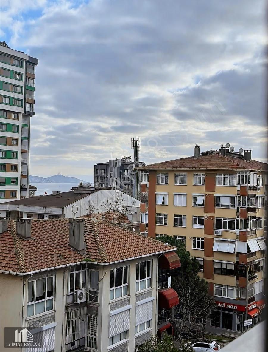 Çatalçeşmede 3+1 Sıfır Bağdat Cad 3.bina Balkon Ebeveyn - Görsel 2