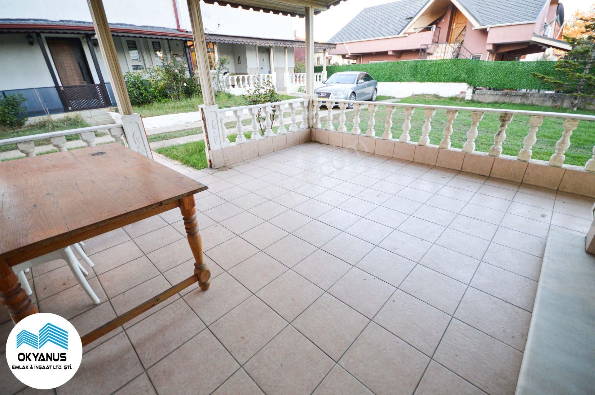 Denize 50m Mesafedde Site İçerisinde 230m2 Bahçe Kullanımlı 4+1 Villa!!! - Görsel 19