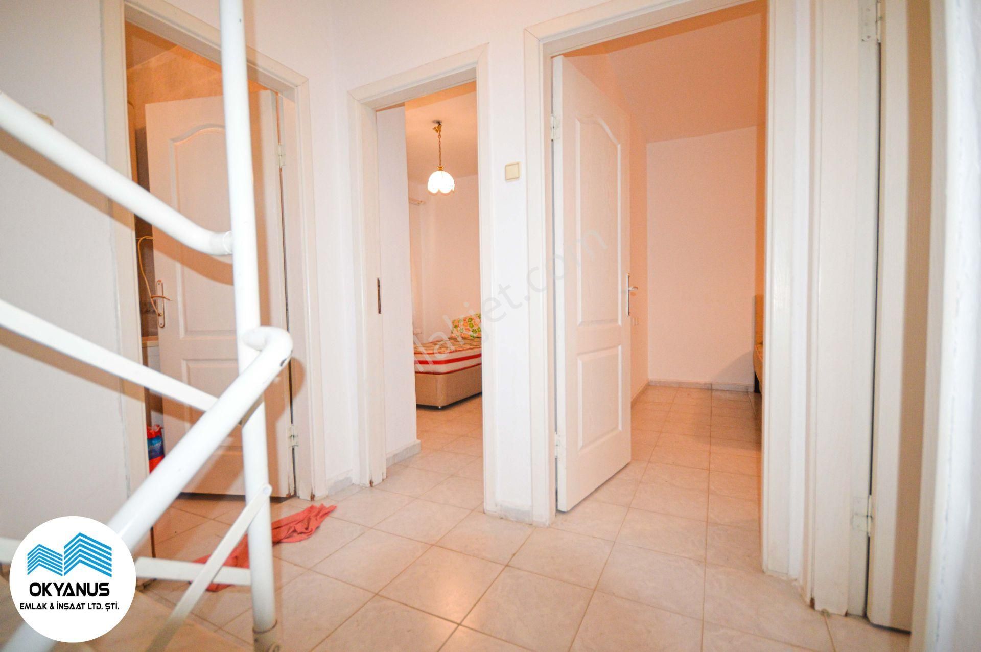 Denize 50m Mesafedde Site İçerisinde 230m2 Bahçe Kullanımlı 4+1 Villa!!! - Görsel 20