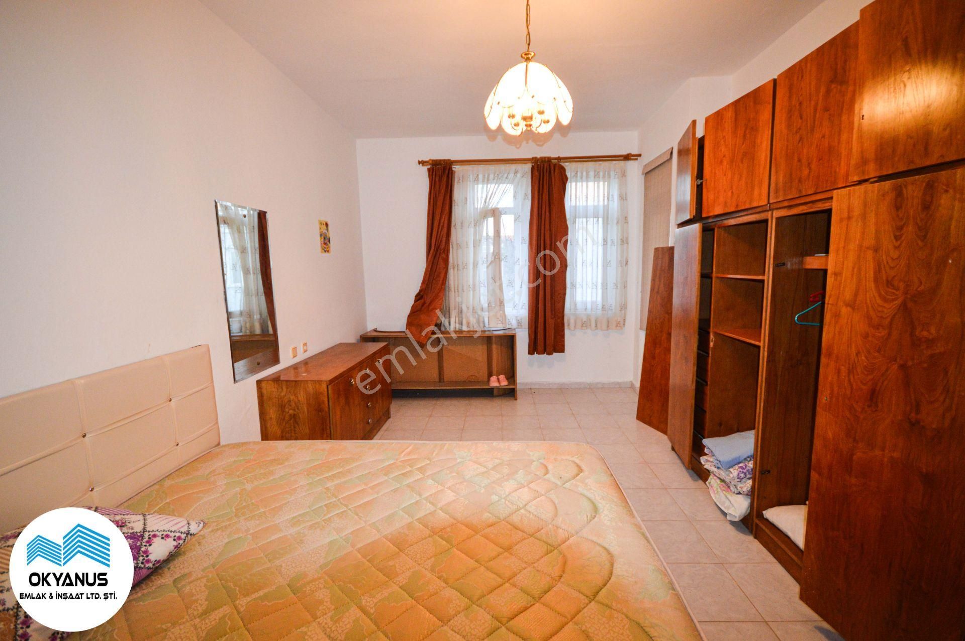 Denize 50m Mesafedde Site İçerisinde 230m2 Bahçe Kullanımlı 4+1 Villa!!! - Görsel 25