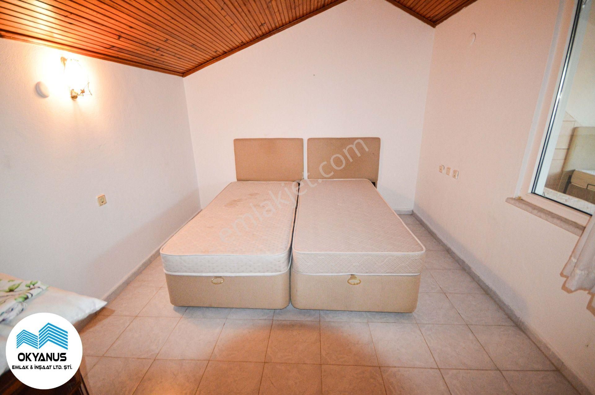 Denize 50m Mesafedde Site İçerisinde 230m2 Bahçe Kullanımlı 4+1 Villa!!! - Görsel 31