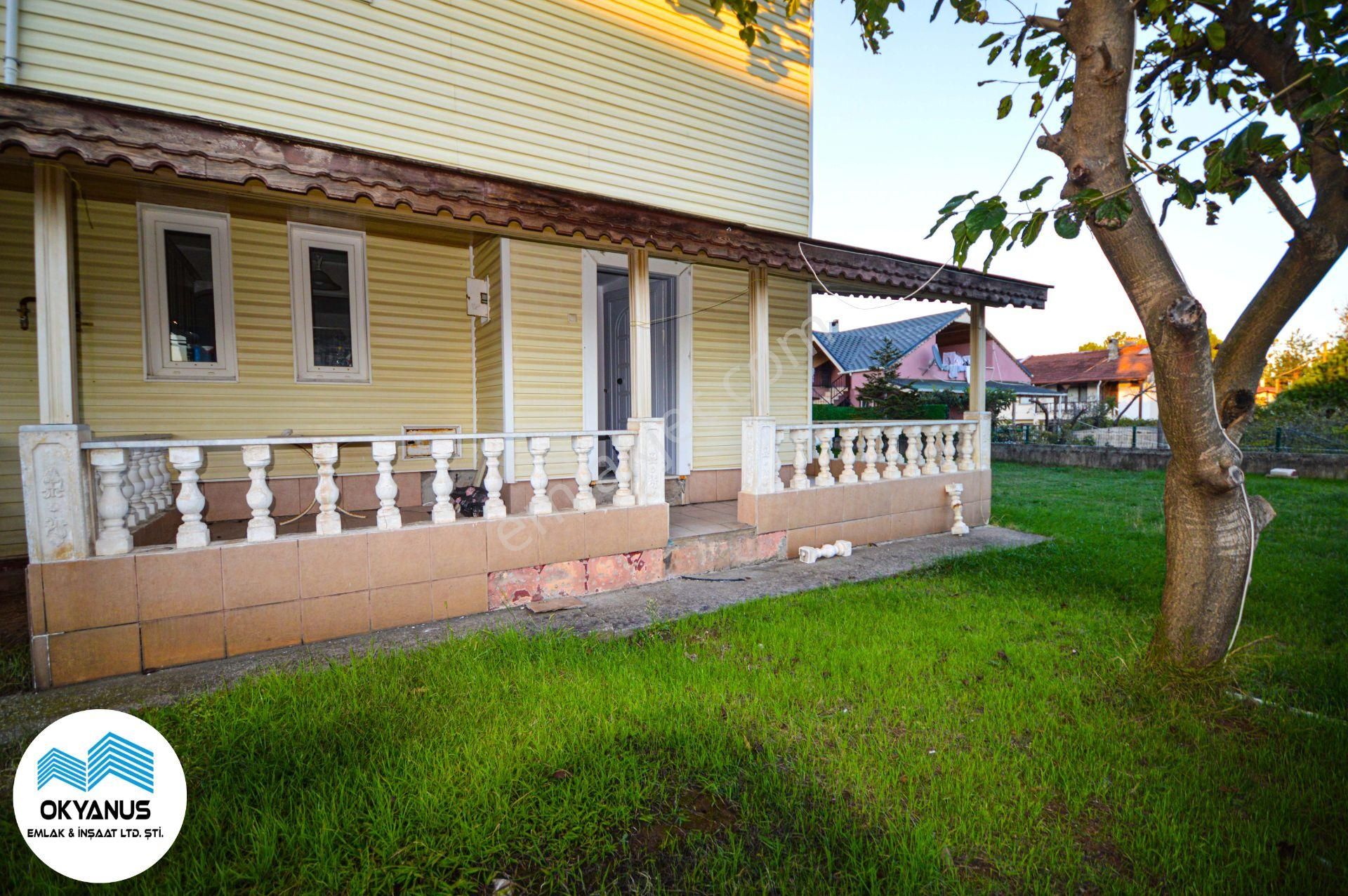 Denize 50m Mesafedde Site İçerisinde 230m2 Bahçe Kullanımlı 4+1 Villa!!! - Görsel 9