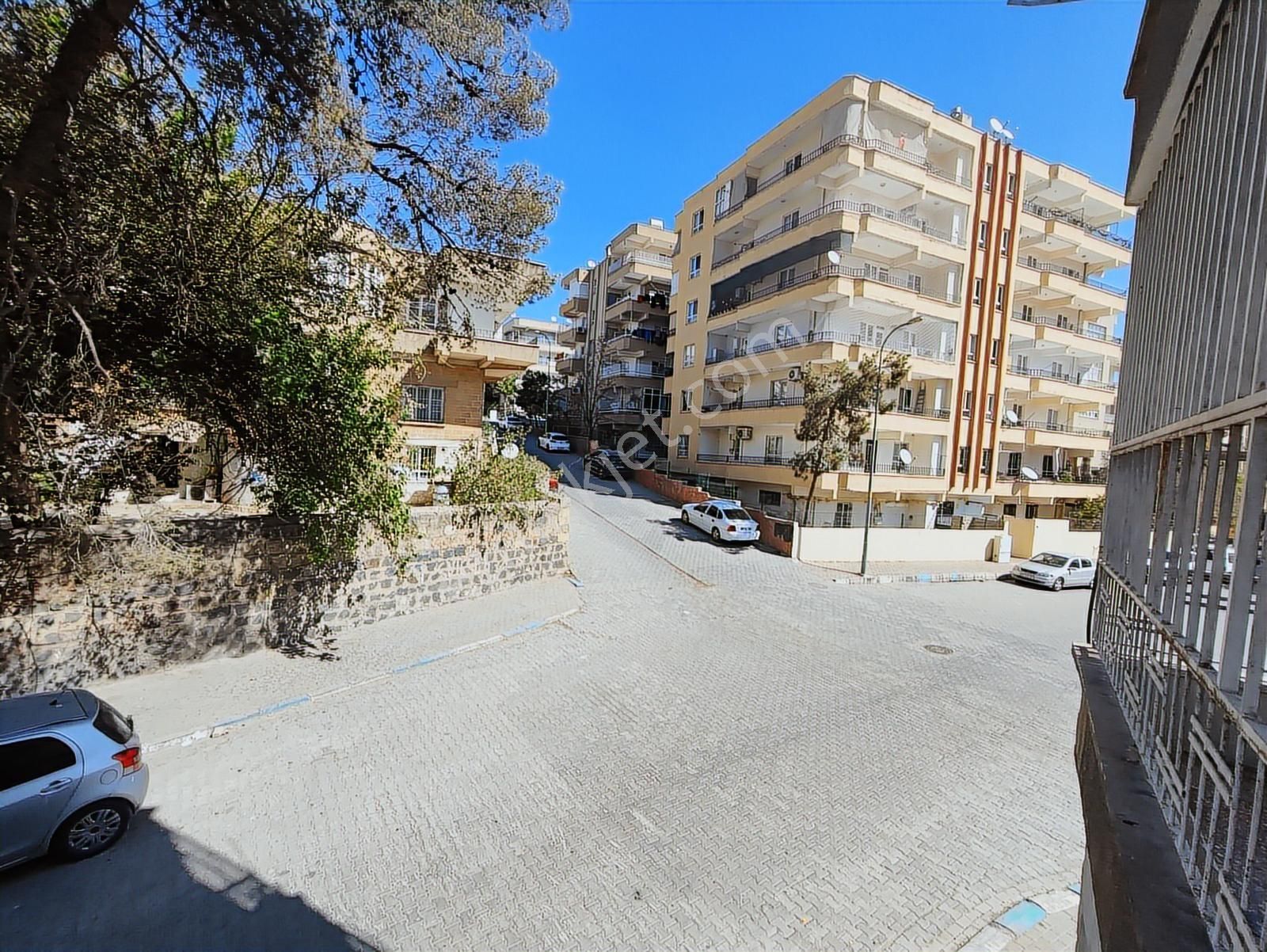 Haliliye Merkezi Konumda Aile Binası 2+1 Kiralık Daire - Görsel 6