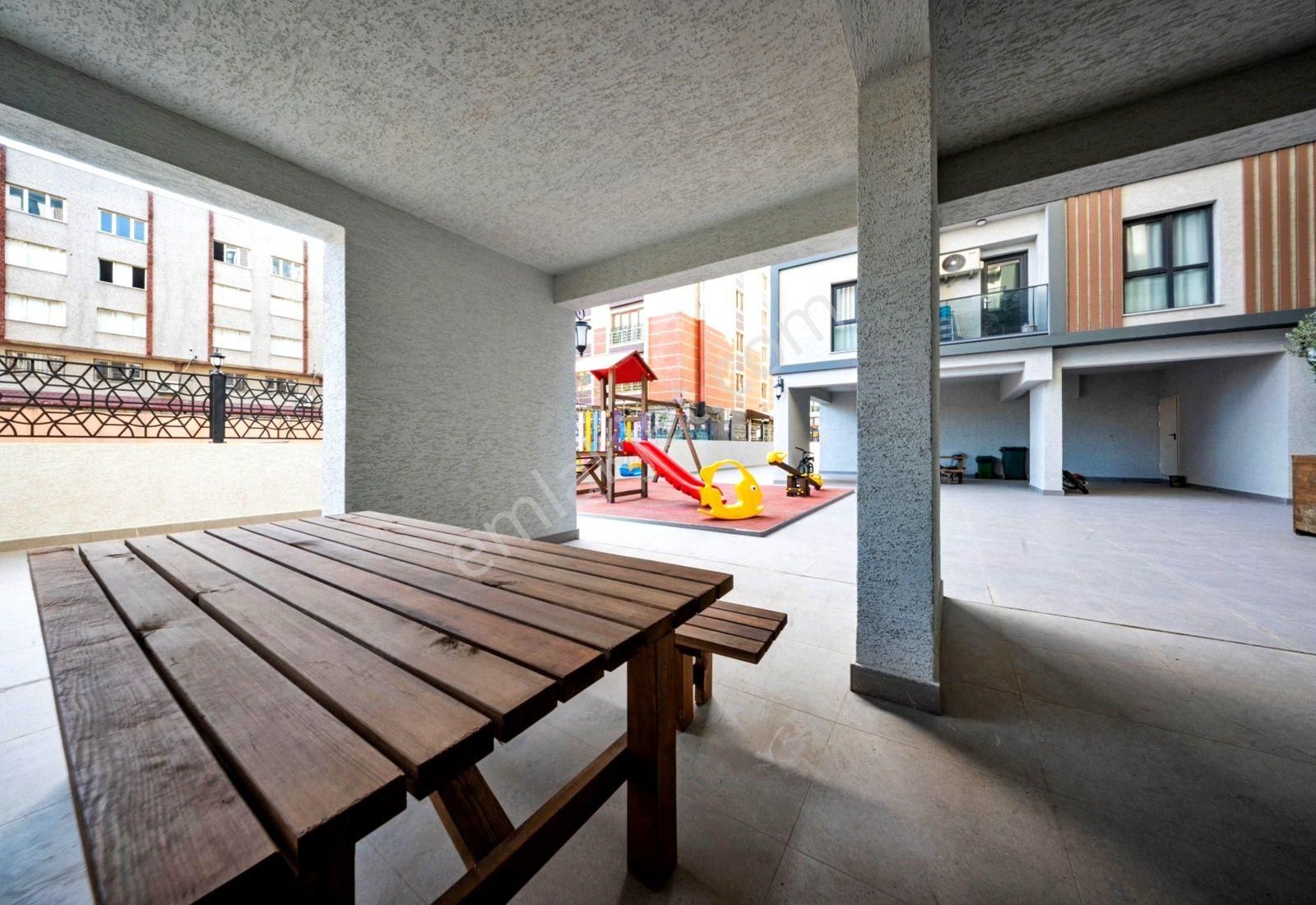Weal World' Den K.otoparklı, Sosyal Tesisli Sitede, 2+1, 90m2, 6.kat, Fırsat Daire ... - Görsel 5