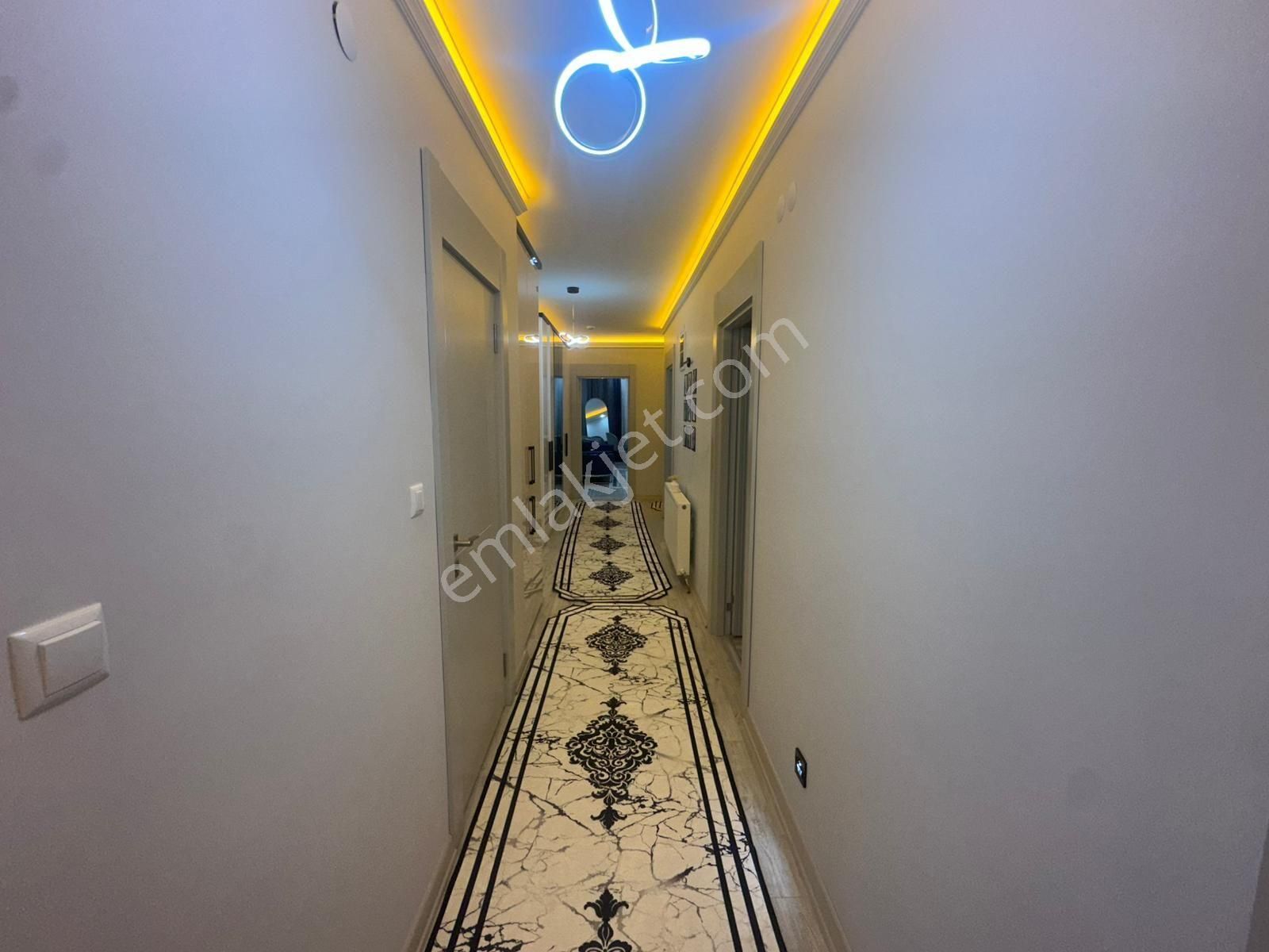 Altınköy Köy Park Yakını Asansörlü.ç.banyo 1.kat 3+1 Full Teras Balkon Anksrta Lı - Görsel 12