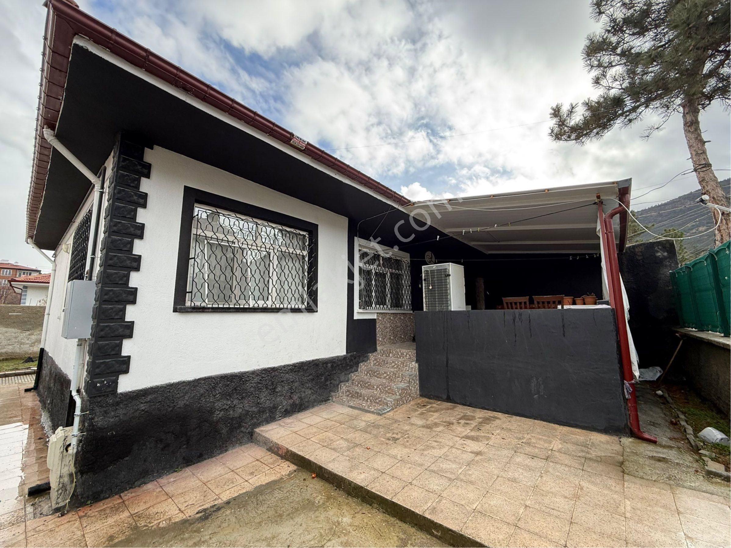 Rota’dan Satılık Gazi Mah. Müstakil Eşyalı Ev - Görsel 2