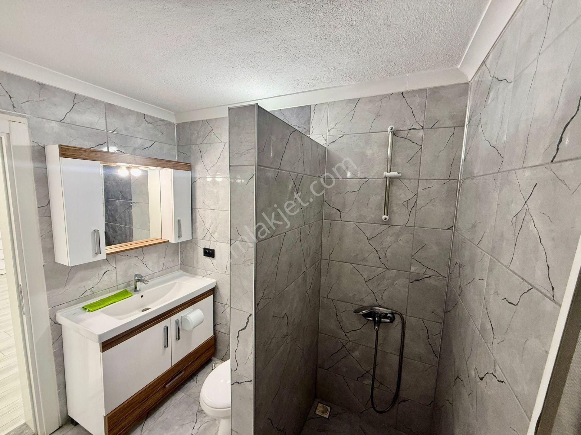 Didim Altınkum Mah. Plaja 800m Mesafede 2+1açık Mutfaklı Ön Cepheli Yüksek Girişli Dairemiz Satışda - Görsel 17