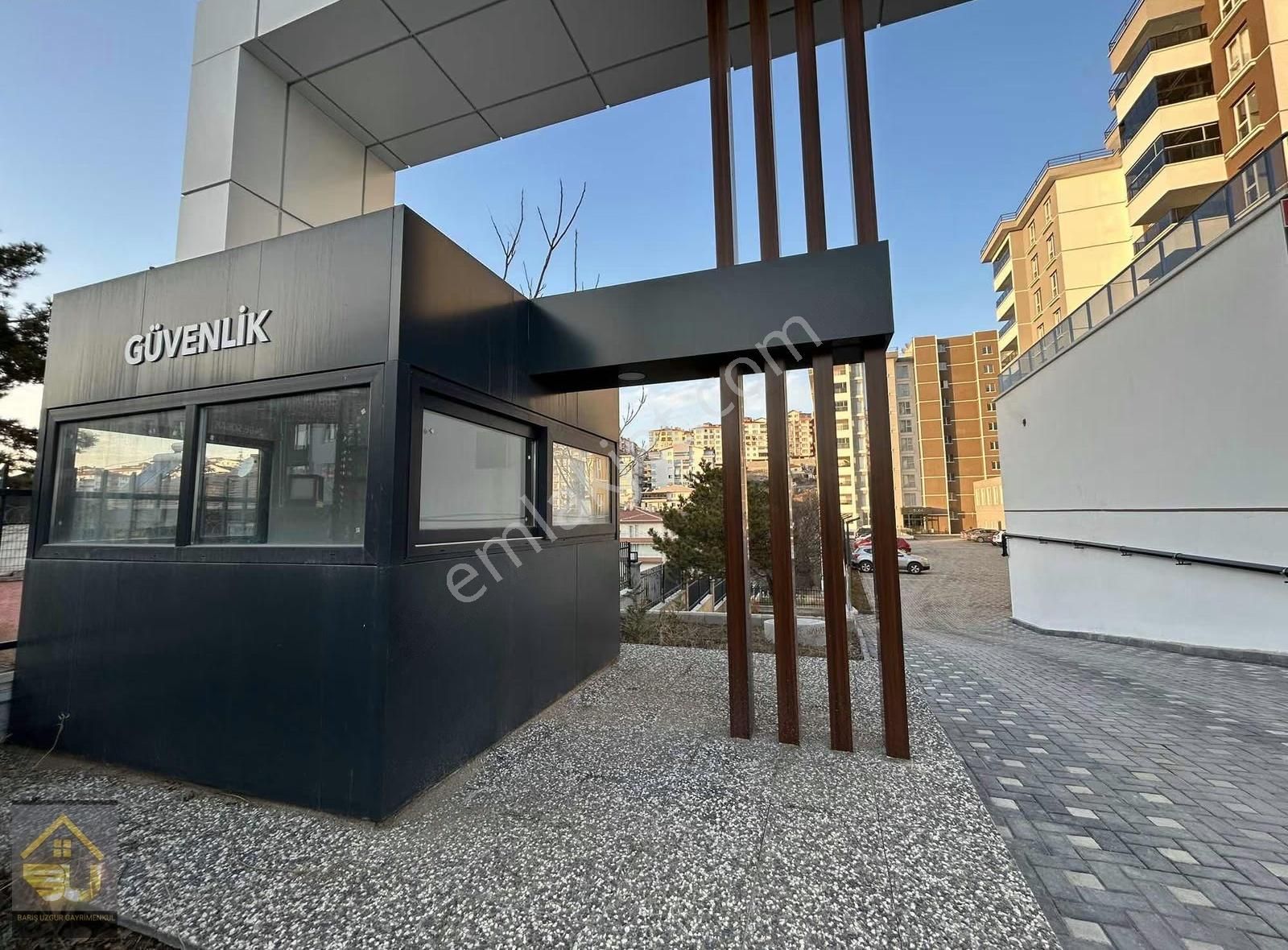 Şok Fiyat Güvenlikli Sitede A Blokda 3+1 Satılık Daire - Görsel 9