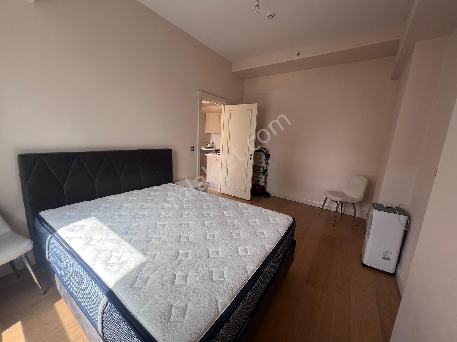 Kiptaş Venezia Mega Satılık Avm Mnzr. Kare Salon 1+1 Daire - Görsel 6