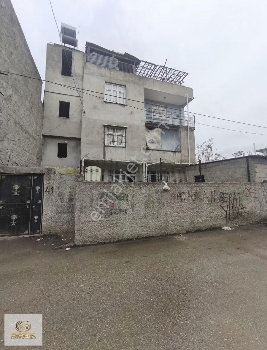 Şakirpaşa Diyar Gıda 1 Civarı 3 Katlı Bina 1.ve 2. Katı Satılık