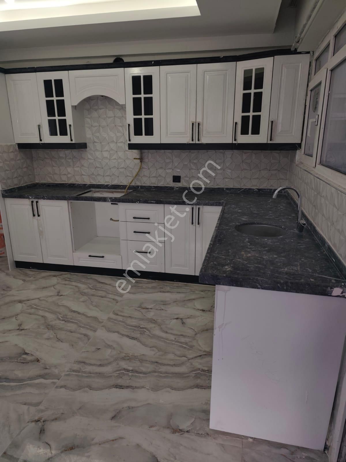 Samsun İlkadım Ulugazi Mahallesinde İçi Full Yapılı 4+1 Satılık Daire - Görsel 6