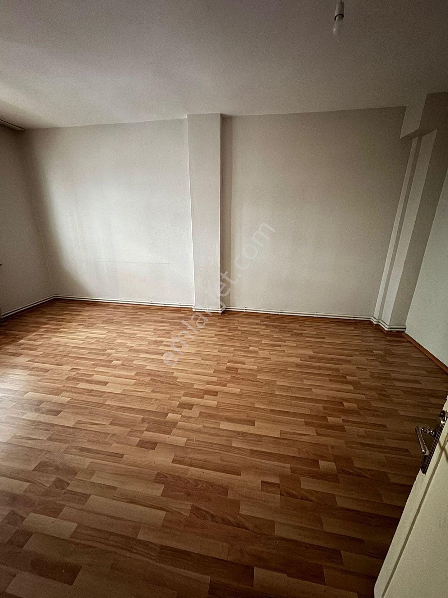 Menderes Mahallesinde 2+1 100m2 Kiralık Daire - Görsel 4