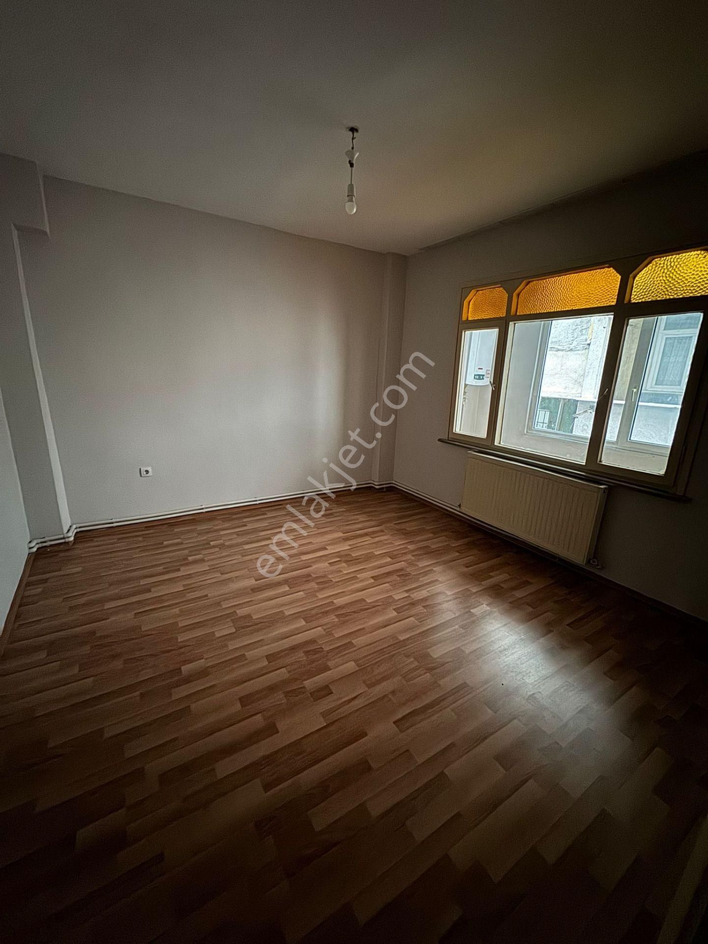 Menderes Mahallesinde 2+1 100m2 Kiralık Daire - Görsel 5