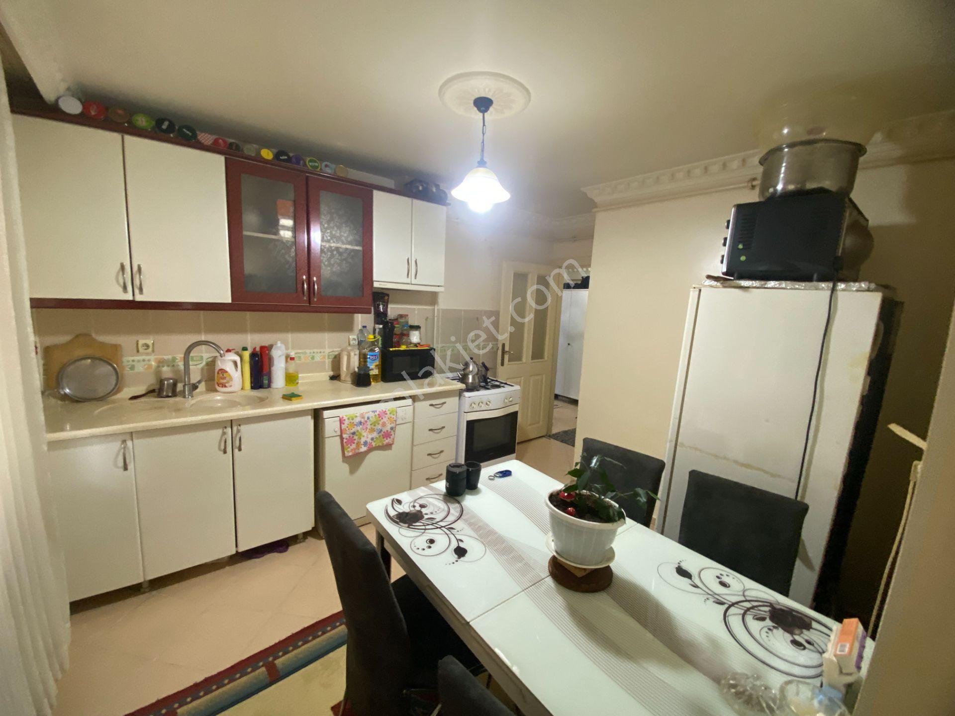 Süvari Mahallesinde Geniş Merkezi Konumda 2+1 Satılık Daire - Görsel 2