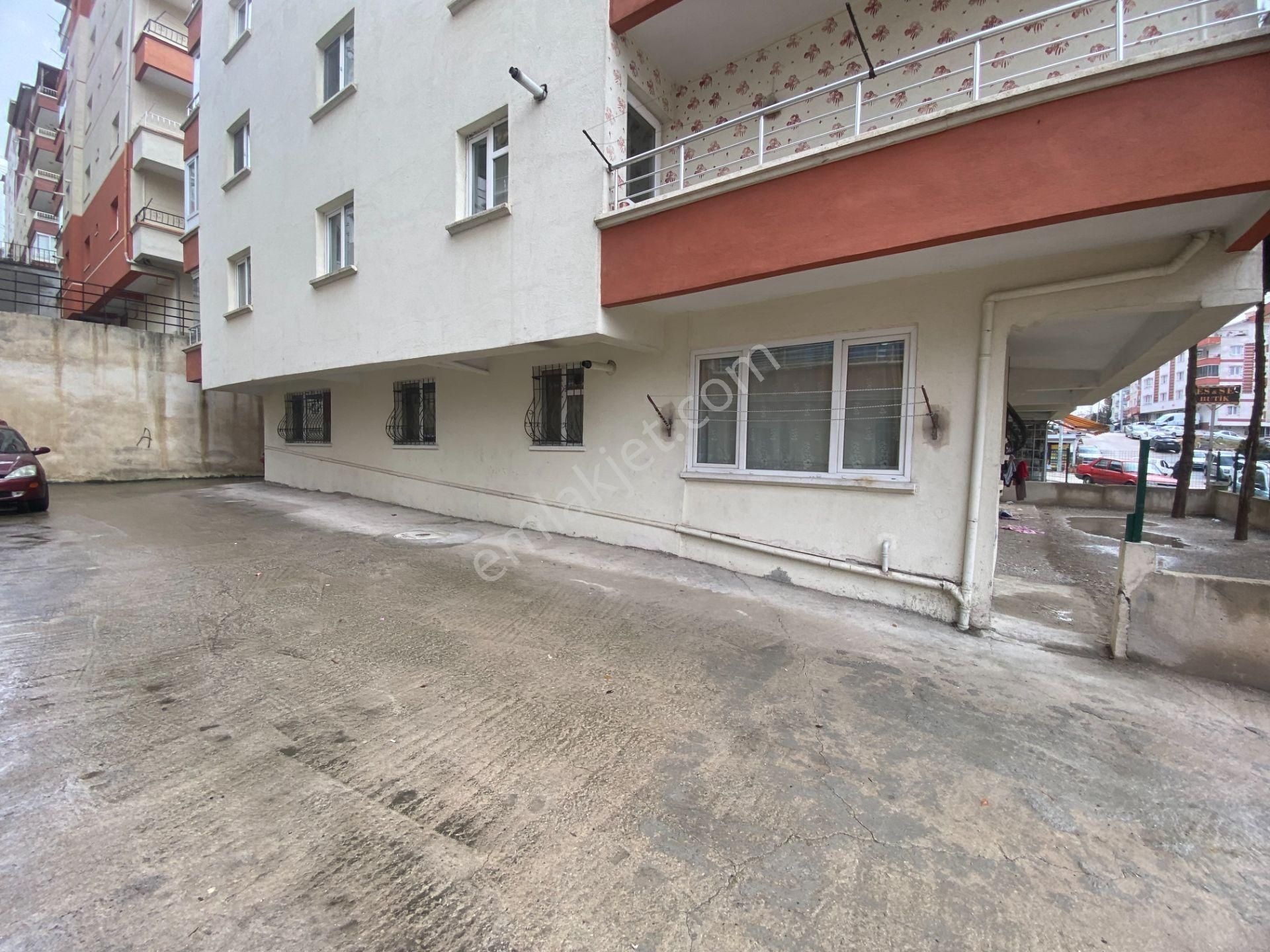 Süvari Mahallesinde Geniş Merkezi Konumda 2+1 Satılık Daire - Görsel 32