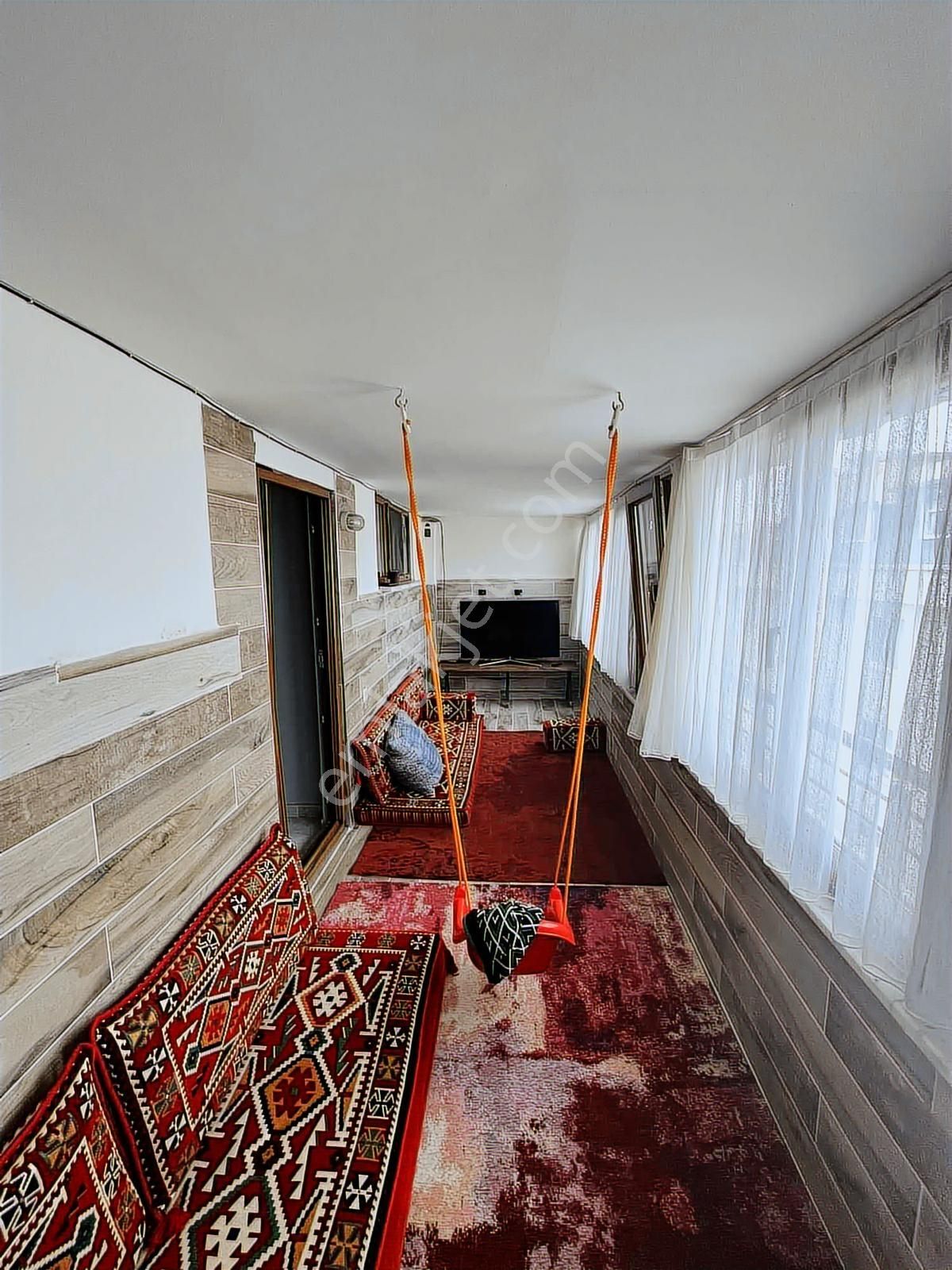 Fevziçakmak Mahallesinde Satılık Dubleks Daire 4+2 - Görsel 4