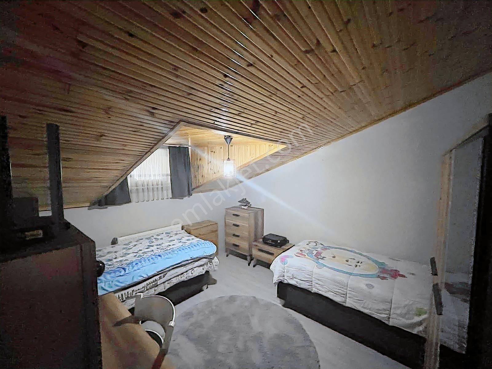 Fevziçakmak Mahallesinde Satılık Dubleks Daire 4+2 - Görsel 24