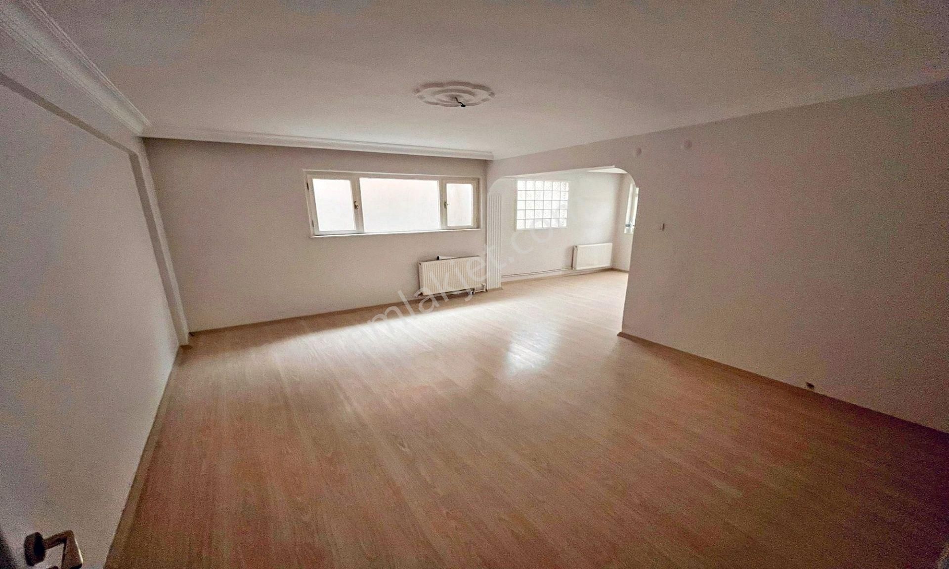 Pınarbaşı Mahallesin'de Masrafsız Kot Altında Daire Var 1+1 ! - Görsel 20