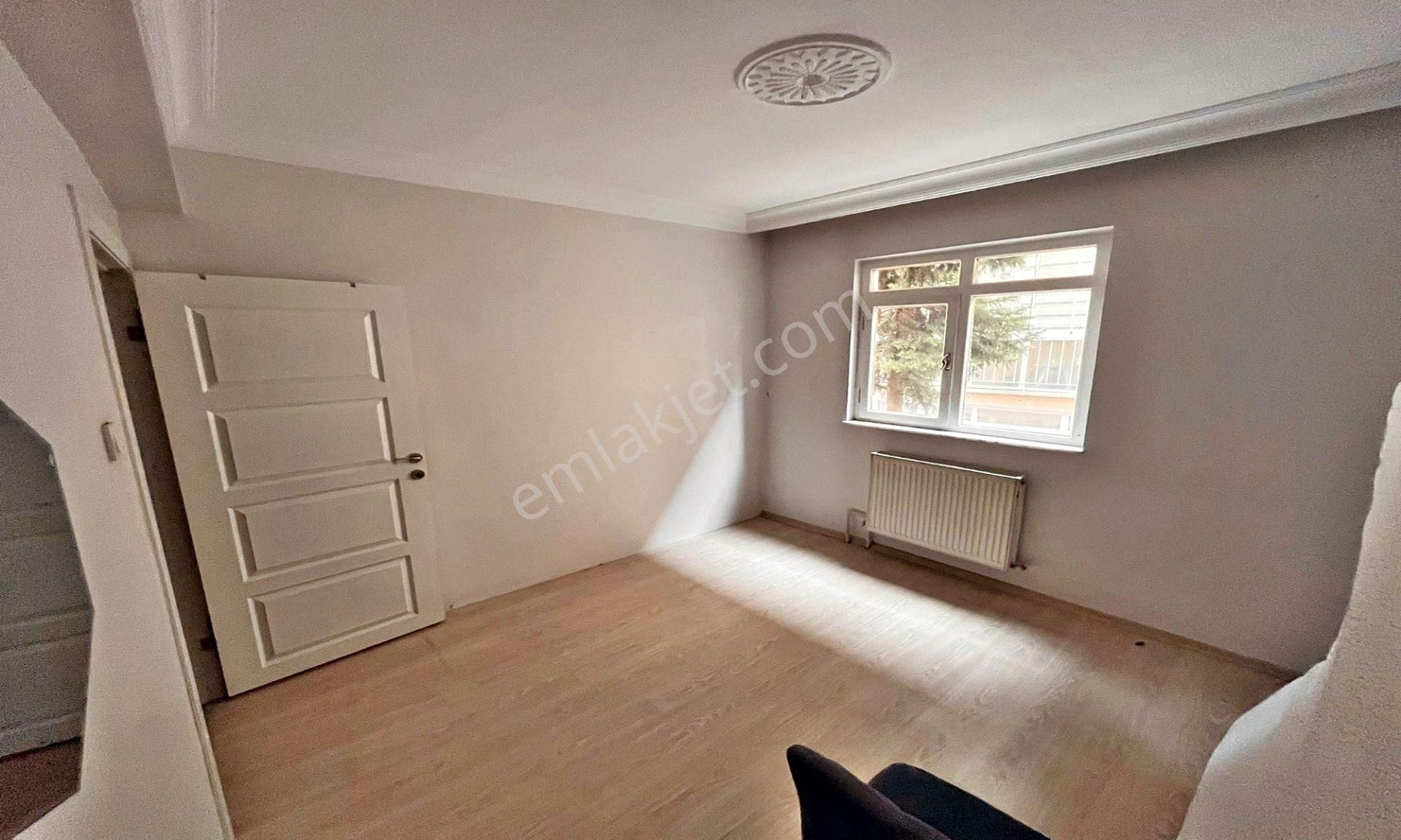 Pınarbaşı Mahallesin'de Masrafsız Kot Altında Daire Var 1+1 ! - Görsel 7