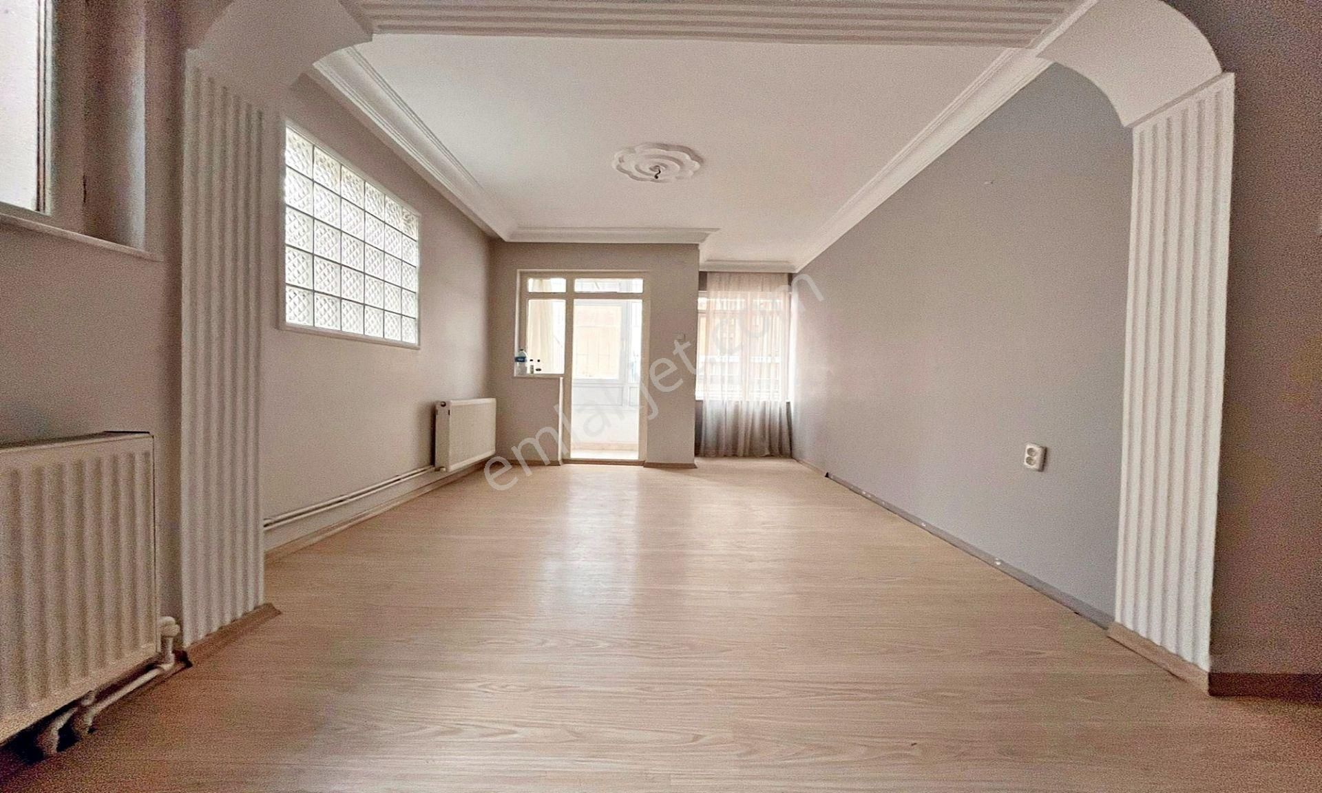 Pınarbaşı Mahallesin'de Masrafsız Kot Altında Daire Var 1+1 ! - Görsel 15