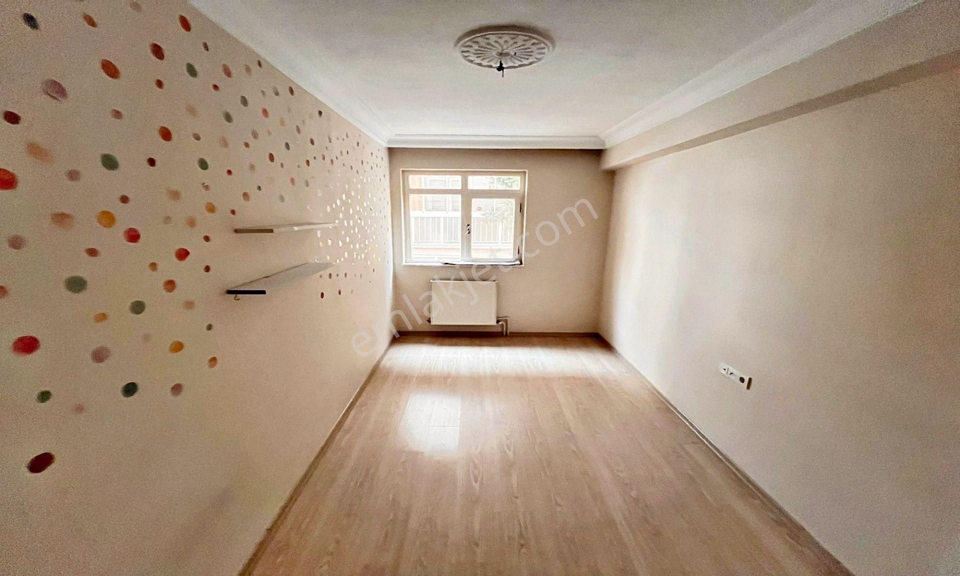 Pınarbaşı Mahallesin'de Masrafsız Kot Altında Daire Var 1+1 ! - Görsel 10