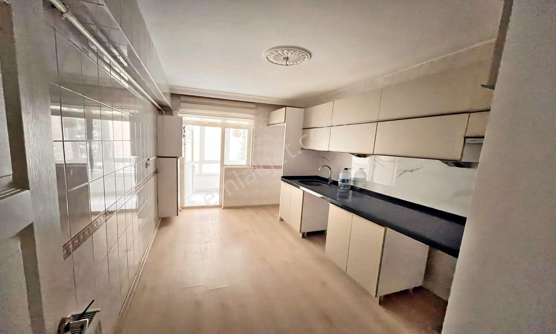 Pınarbaşı Mahallesin'de Masrafsız Kot Altında Daire Var 1+1 !