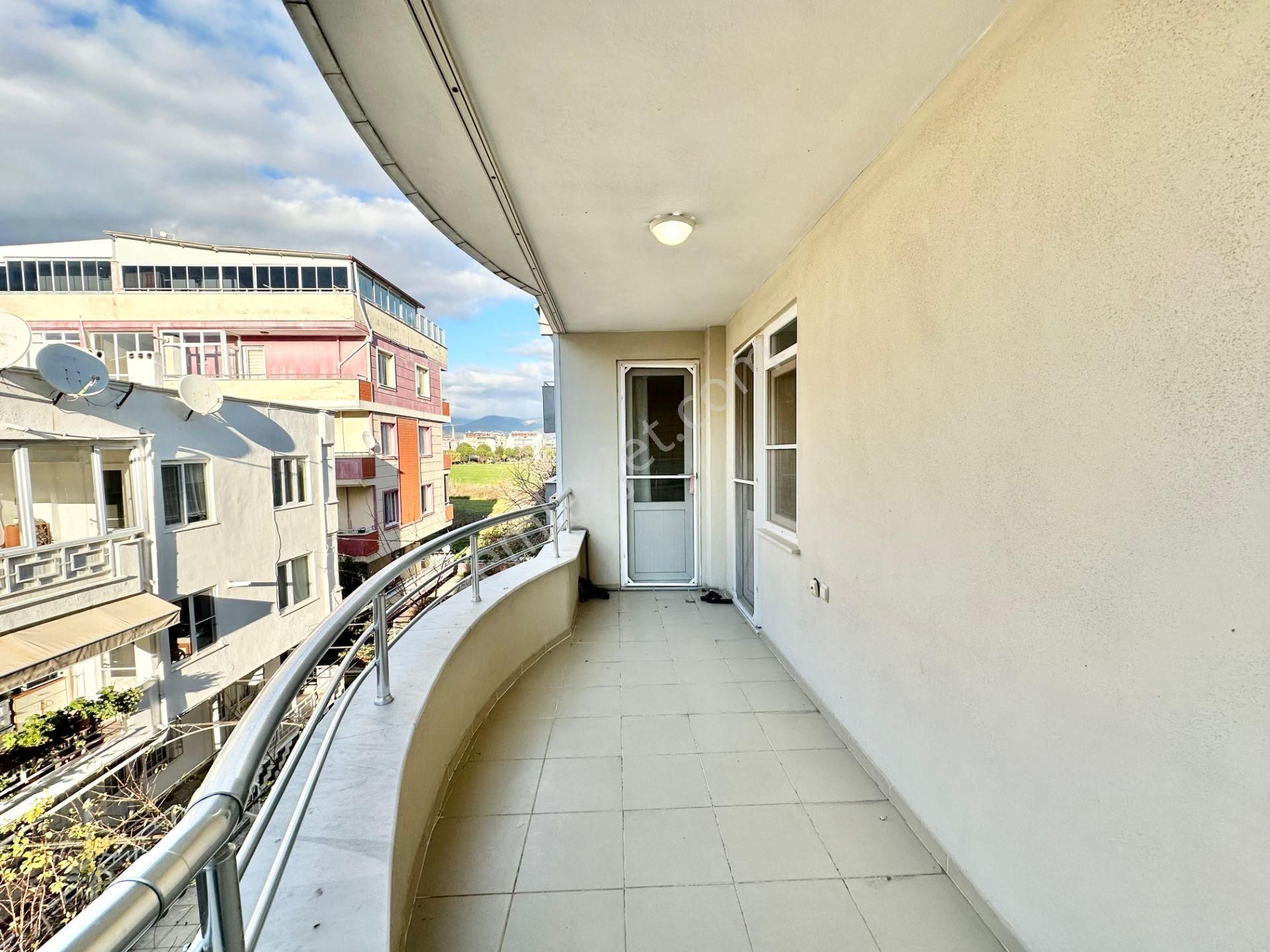 ꧁ay Emlaktan꧂akçay'da Arakat Ayrı Mutfak Denize Sadece 300 Metre Satılık 2+1 Daire - Görsel 10