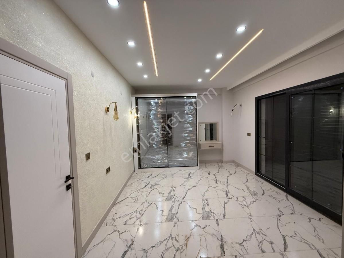 'kuşadası Davutlar Merkezde Özel Havuzlu Satılık Villa' - Görsel 13